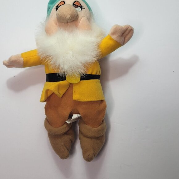 Rare Vintage Disney Snow White Diamond Edition 4"-5" tall 7 dwarves - Picture 9 of 15